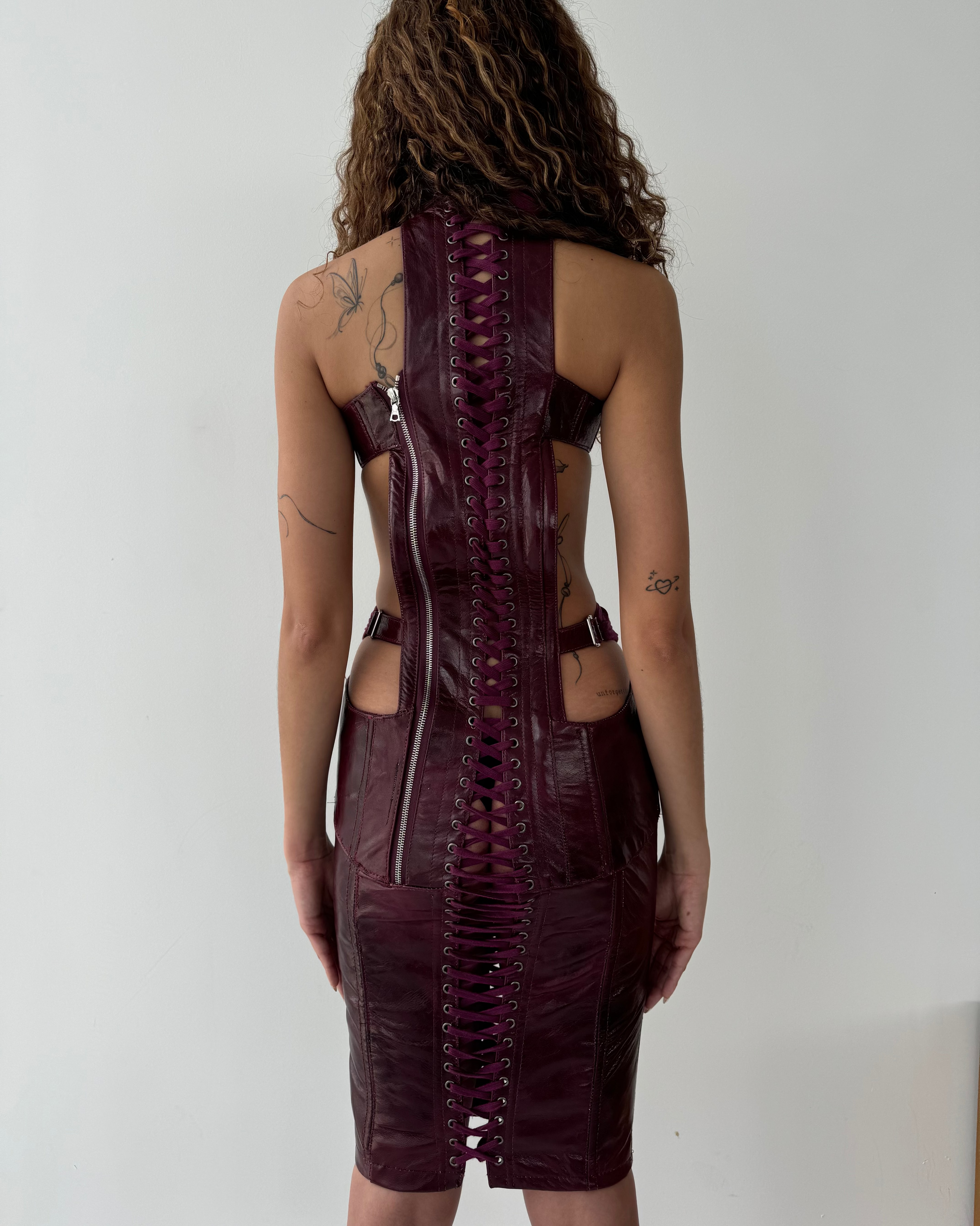 MOIRAE PRE-ORDER